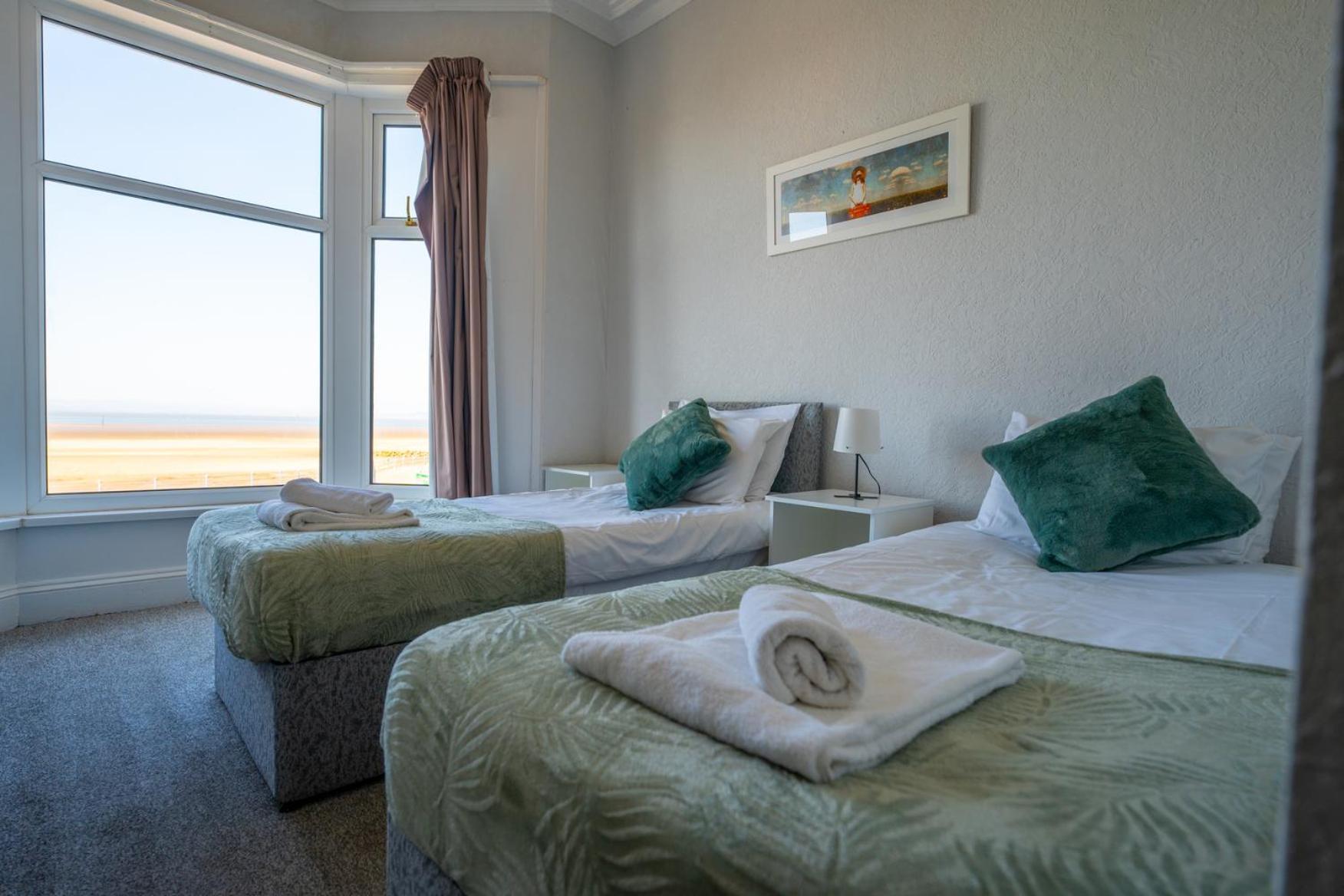 The Clifton Seafront Hotel Morecambe Exteriér fotografie